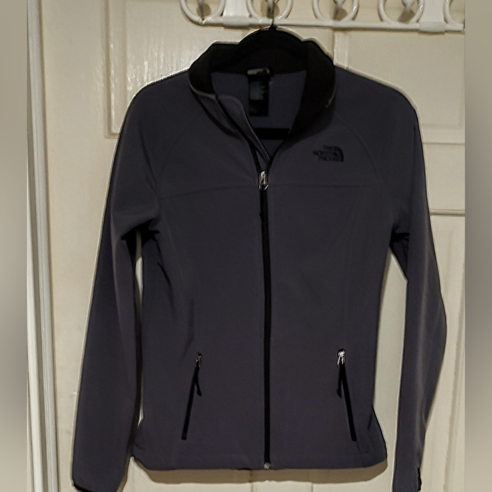 The North Face Women's Gray Light Weight Jacket
